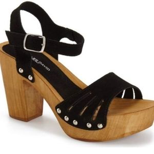 Charles David coco wood platform